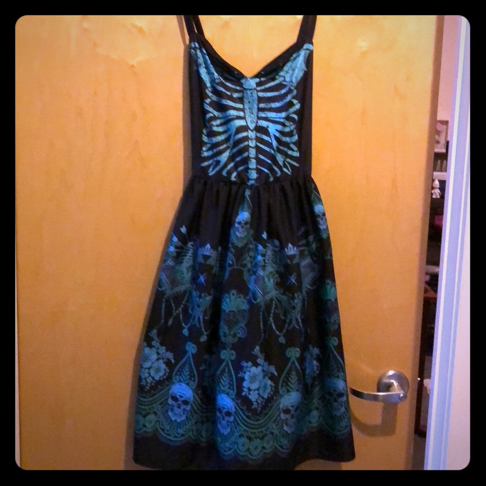 Black, blue & green plus sized skull dress!